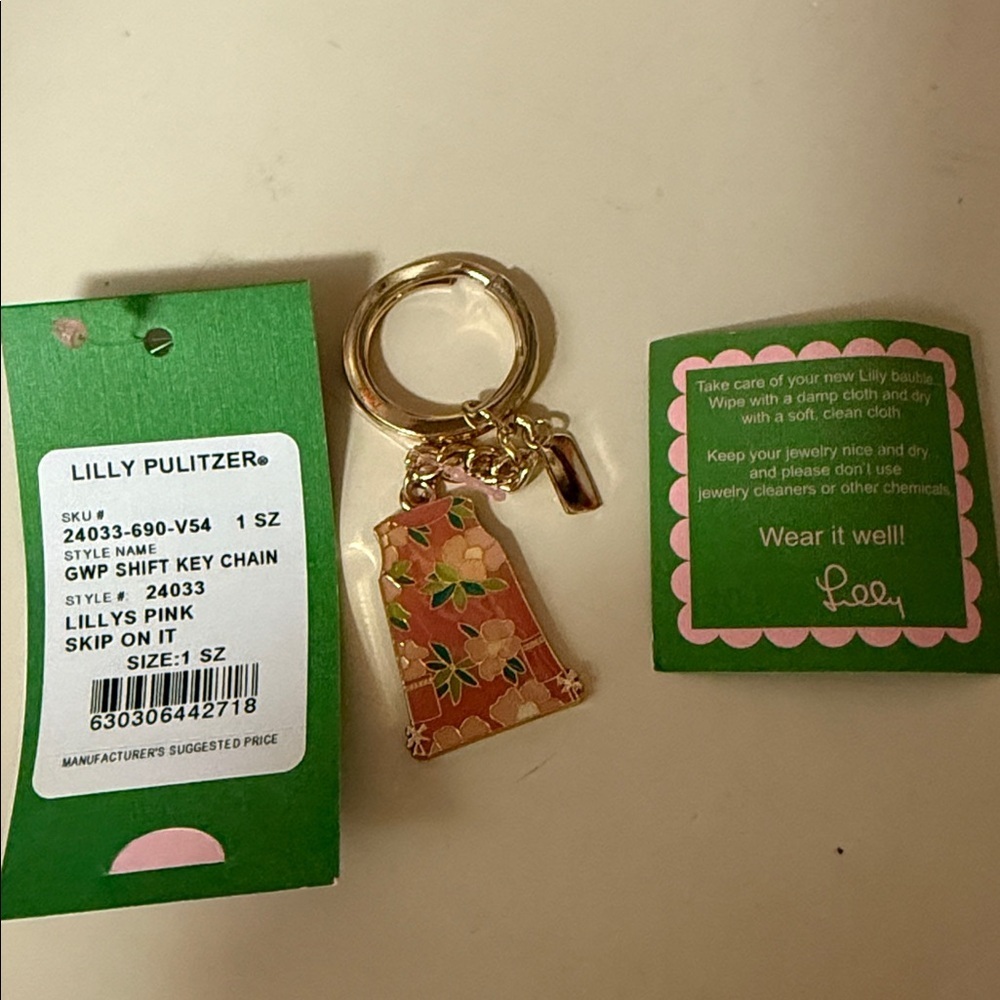 Lilly Pulitzer shift keychain Lilly’s pink skip on it NWT - Picture 7 of 7